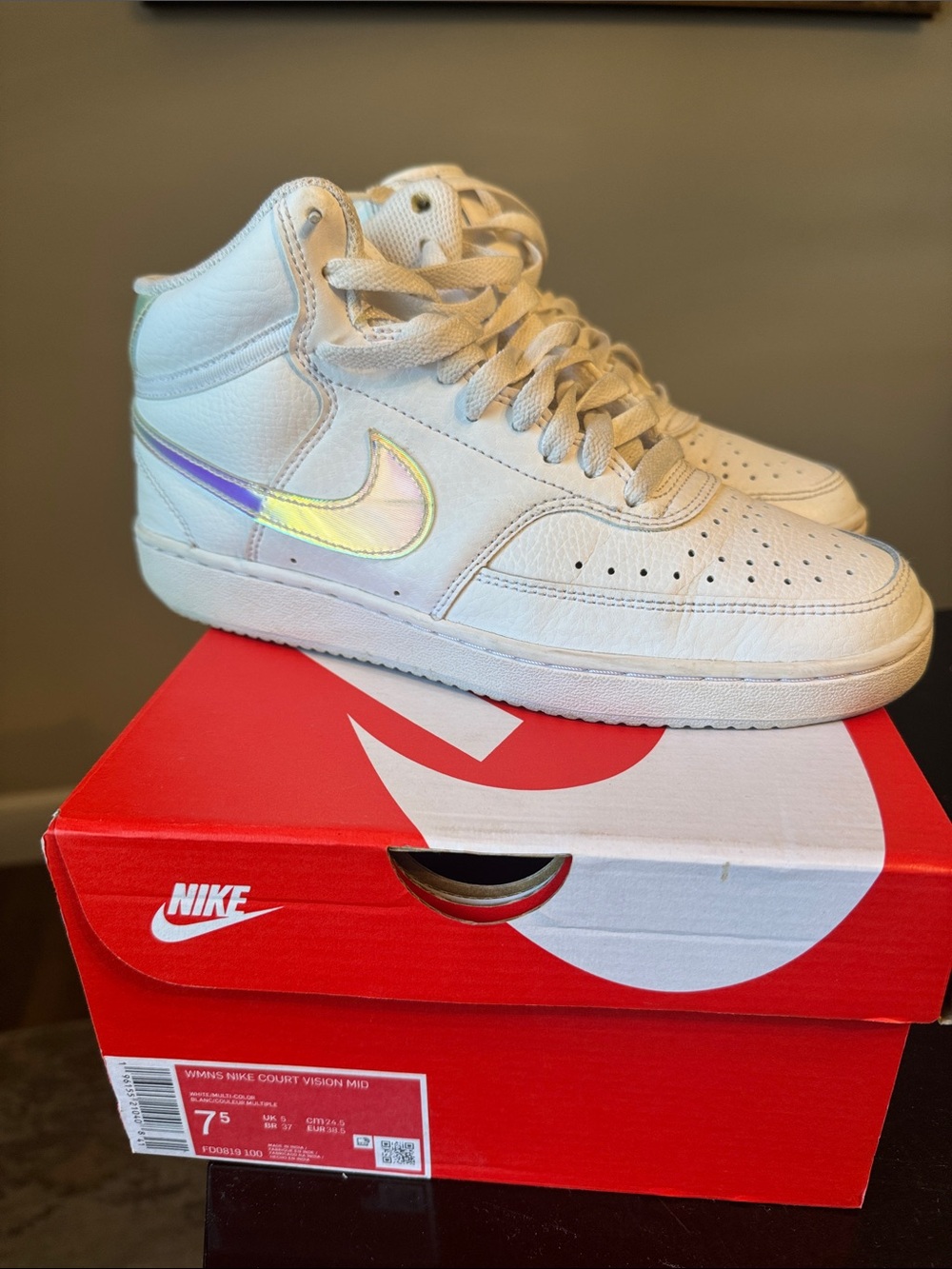 Women’s Nike Court Vision MID
